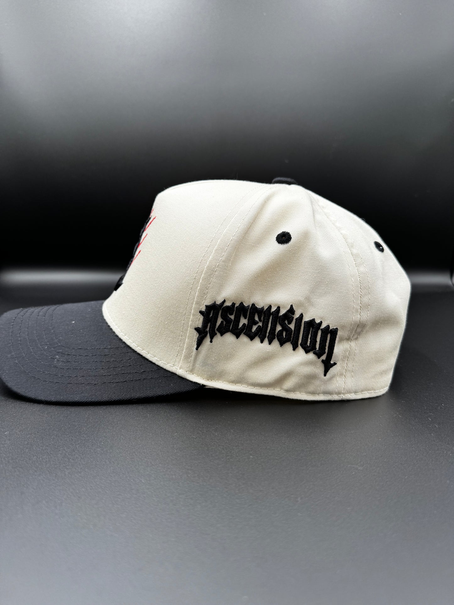 Ascension 555 Snapback – Cream & Black