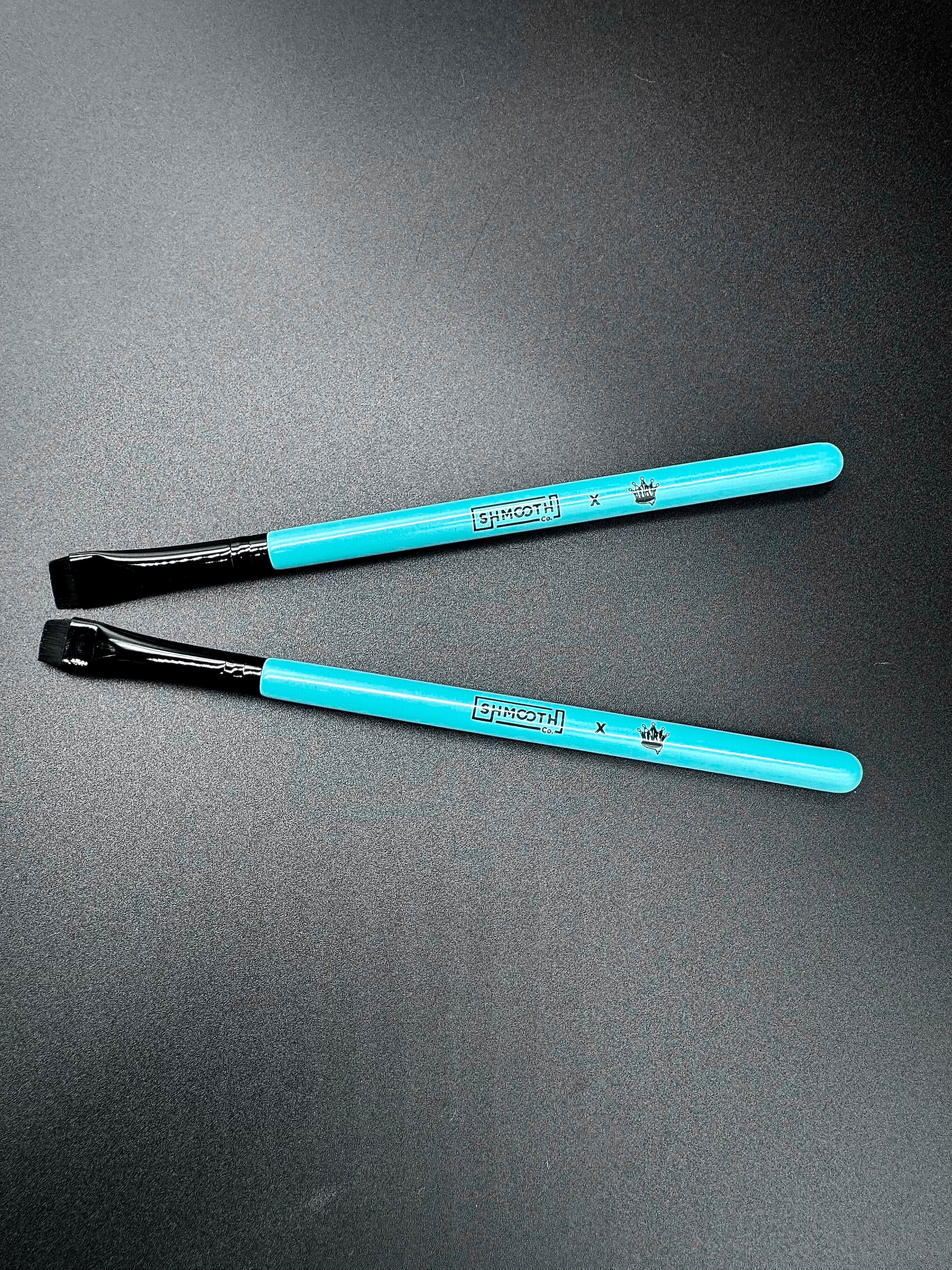(2 brushes) Shmooth Co x Nicole Renae – Enhancement Brush Set