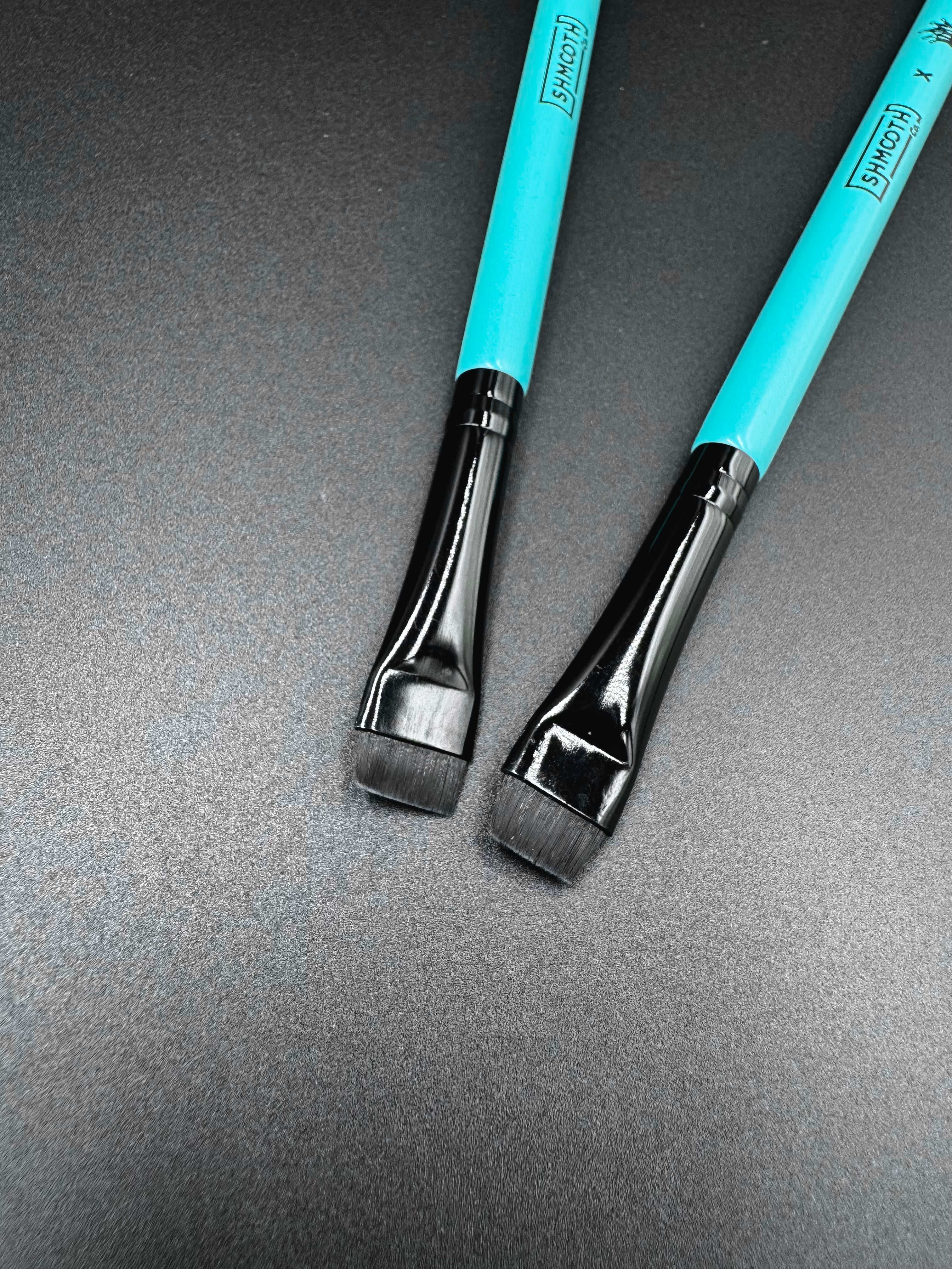 (2 brushes) Shmooth Co x Nicole Renae – Enhancement Brush Set