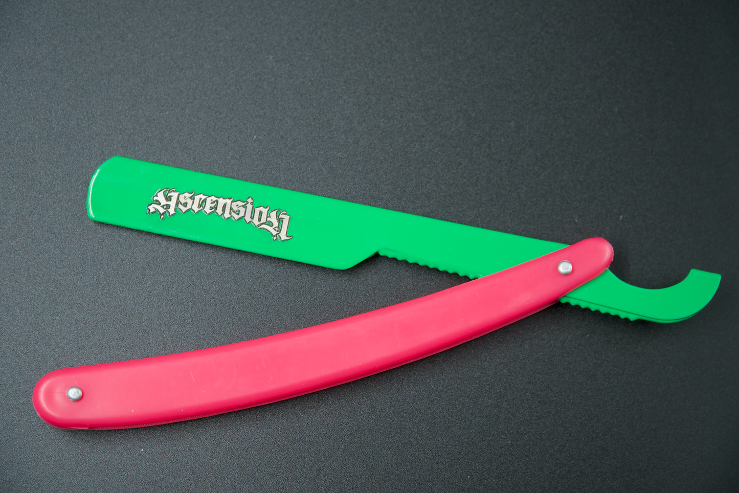 Ascension Turkish Straight Razor – Watermelon Edition